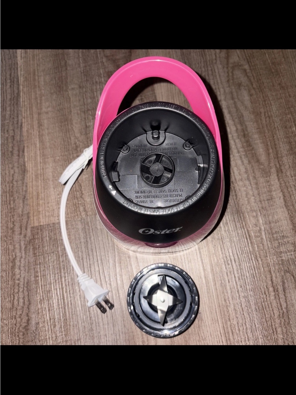 Oster Compact Blender Base in Pink and Black